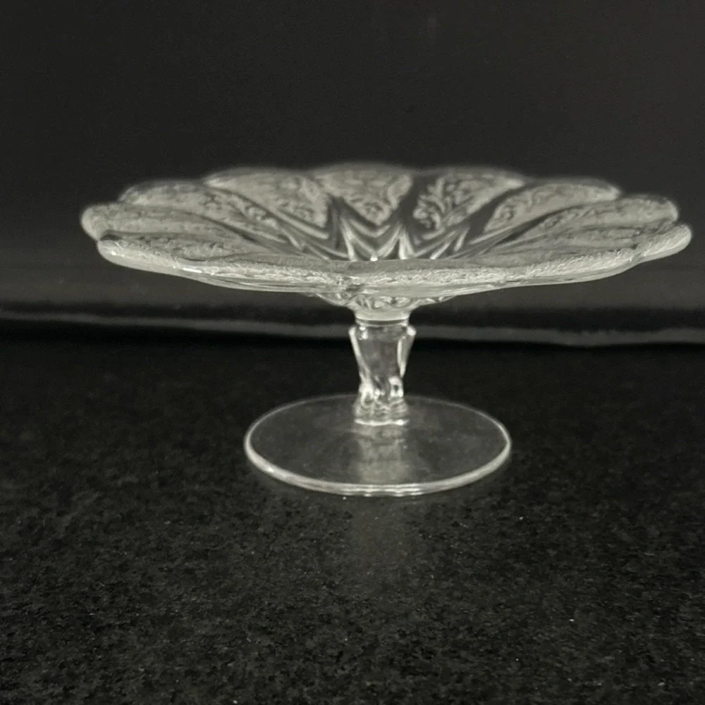 Beautiful small Pressed Glass Floral Pedestal Stand, Scalloped Edge, Round
